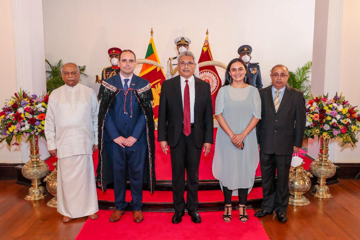 Michael Appleton tweet media