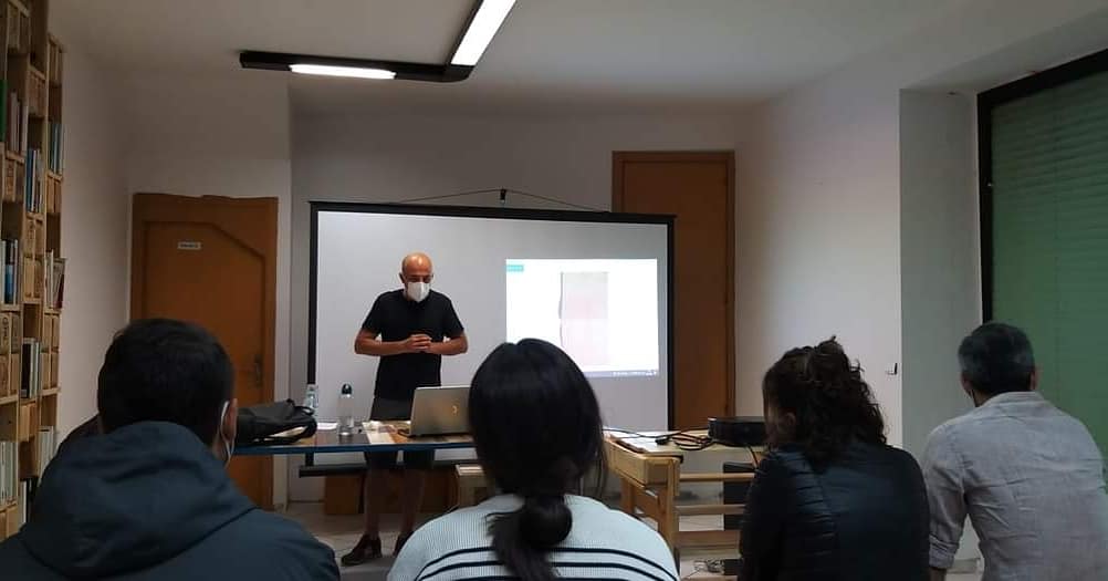 OutProgetto's tweet photo. Primo corso in presenza per Inside&amp;Out grazie ai ragazzi di GLab https://t.co/JPdUqexce5
