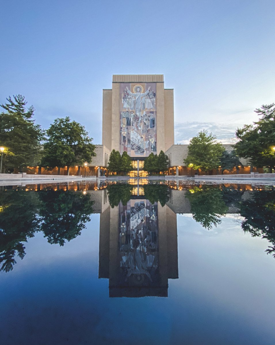 FightingIrish's tweet photo. Never fails to take your breath away. 

#GoIrish https://t.co/BuJkMGNoLQ