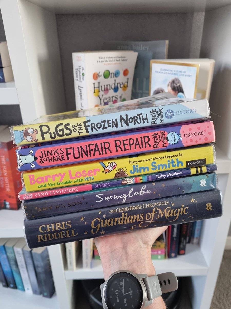 Brew_Fiction's tweet image. Talking about supporting your local library over on Instagram 

instagram.com/p/CRoHdzxrXI5/…

When was the last time you went to the library?

#booktwt #bookish #librarytalk