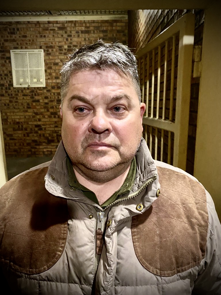 julianrademeyer's tweet photo. Confirmed: Notorious Limpopo game farmer and alleged rhino horn trafficker Dawie Groenewald is behind bars again after being arrested along with Schalk Abraham Steyn on charges of illegal possession and selling of 19 rhino horns. https://t.co/ZZ6zglwUZb https://t.co/YZuCeMeygr