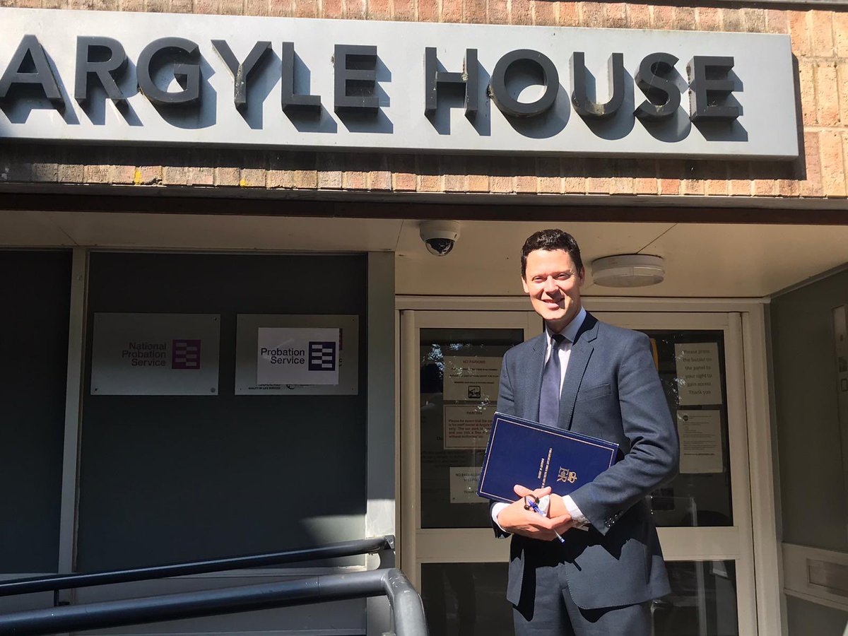 #Probation officers are hidden heroes - reducing crime by enforcing court sentences, whilst turning offenders’ lives around. Great to meet staff here in Stevenage