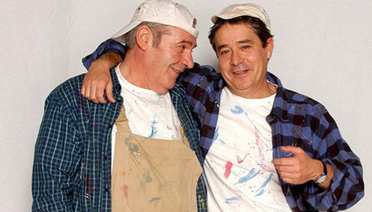 [HILO] Hace 20 años, un 22 de julio de 2001, finalizó 'Manos a la Obra', serie que emitió Antena 3 duró tres años y medio. Tuvo 130 capítulos en seis temporadas, con una audiencia media de 4.186.000 telespectadores (28,4% de share).