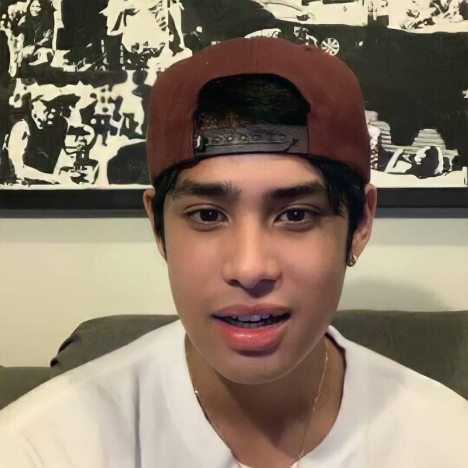 DONATORSPH's tweet photo. BEST BOY 🥺🤍 https://t.co/BqLi1Qf9yn