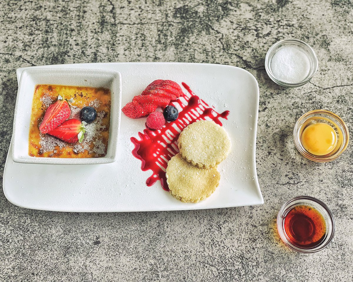 More staff favourites from the A la Carte menu
#goatscheesetart
#seabass #indianstyle
#cremebrulee #shortbread and
<a href="/WindmillHFruits/">Windmill Hill Fruits</a> local strawberries, hand picked by <a href="/AntSnell/">Anthony Snell</a> 😊