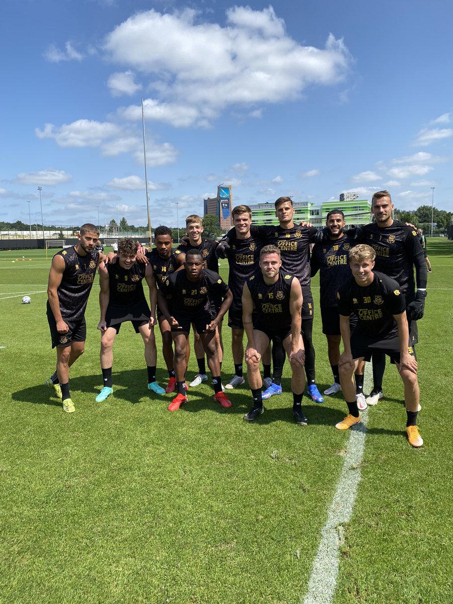 FC Groningen tweet media