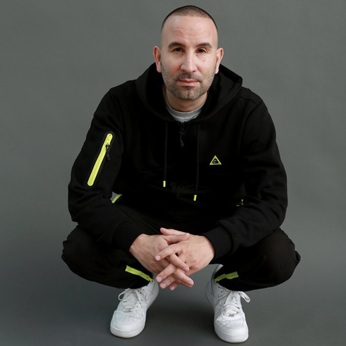 SneakerDads's tweet photo. @PremiumPete joins @SneakerDads this week to talk #PresenceOverPresents, the importance of relationships, his history in sneakers, current projects, and much more. 
Episode 45 of the podcast is now available on various platforms.

https://t.co/KRyD2jUXvr

https://t.co/ppDzd89Oi8 https://t.co/neUWkaM4Et