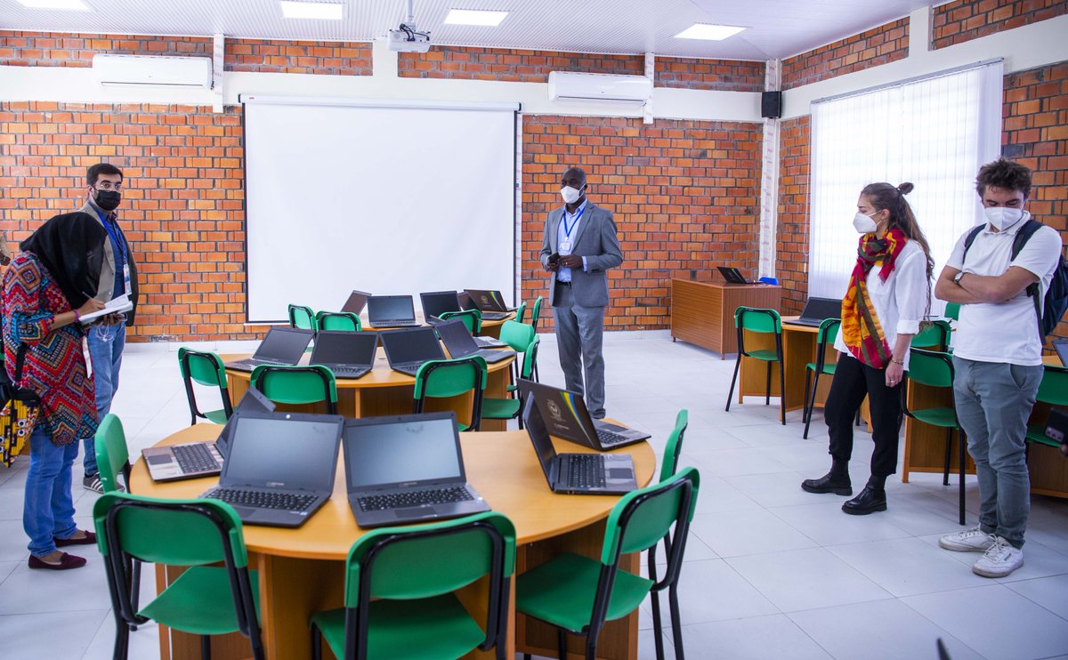 CityofKigali's tweet image. Le village modèle IDP de Kinigi dans le district de Musanze illustre les avantages d'un habitat amélioré jouissant des infrastructures de base.  #AIMF2021 #AIMFKigali2021