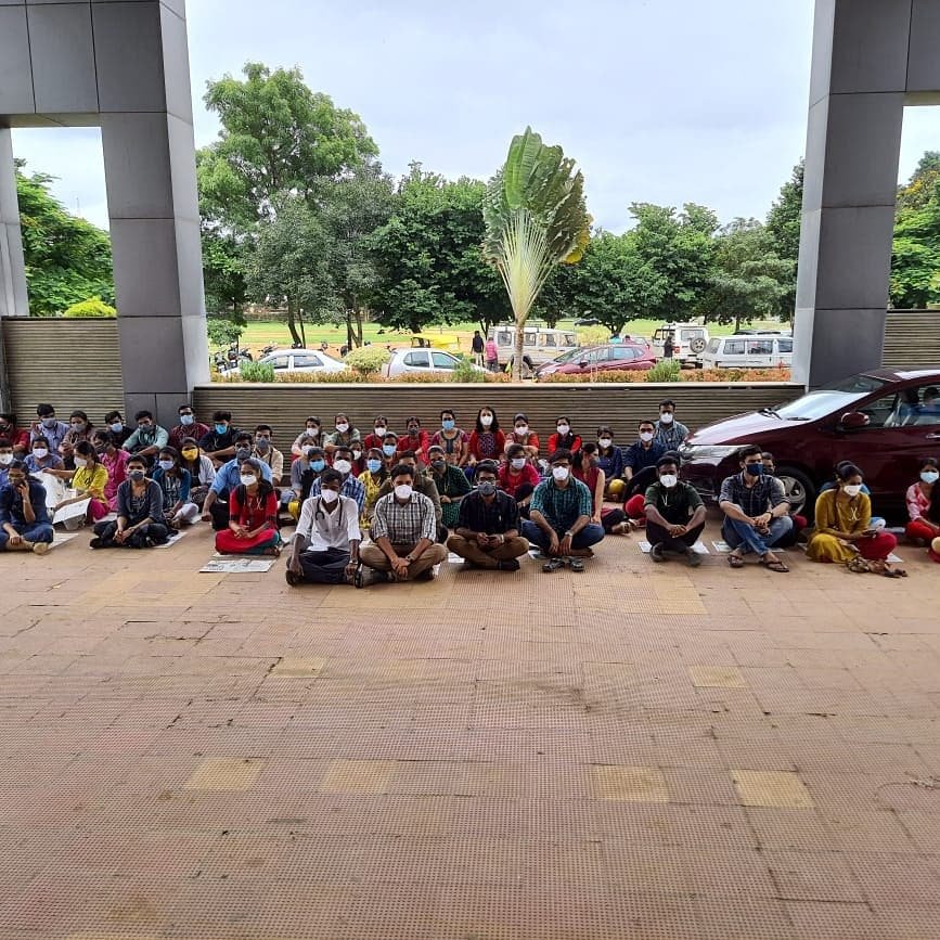 officialimso's tweet photo. Shridevi Inst.of Mesical SC, Karnataka,Not paying Internship and banned from the Hostel just because Interns opposed the illegal demand of Money,Now,Interns are protesting for justice. IMSO Demand quickly release internship and stop illegal collections against NMC @mla_sudhakar https://t.co/0gd5Nf9jDr