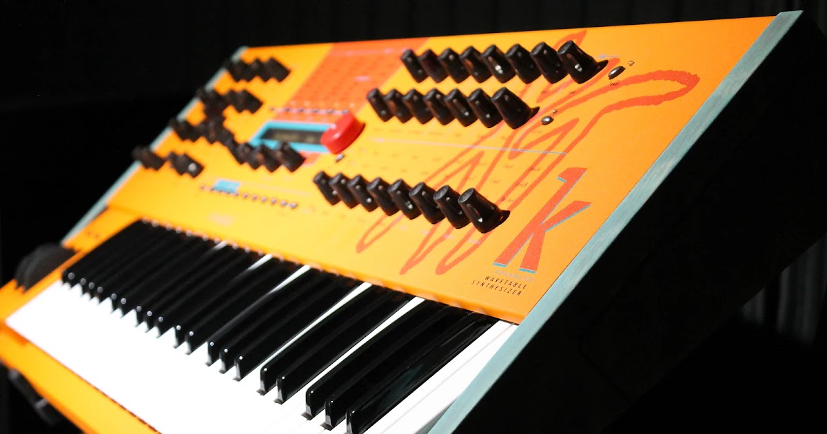 Waldorf Microwave XTk - 30 Voice Wavetable Synthesizer w/ New OLED Display &amp; Grey Side Panels dlvr.it/S4CZhM