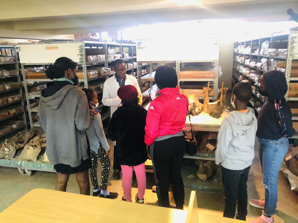 prehistoryclub's tweet photo. Junior  aspiring paleontologist receiving lecture about fossils, how they are formed and how to excavate led by Vivian and Prehistory club interns.They were also toured by Dr. Kibii Head of paleontology section around the palaeontology lab  to learn more about fossils. https://t.co/zP1dcG4g1i