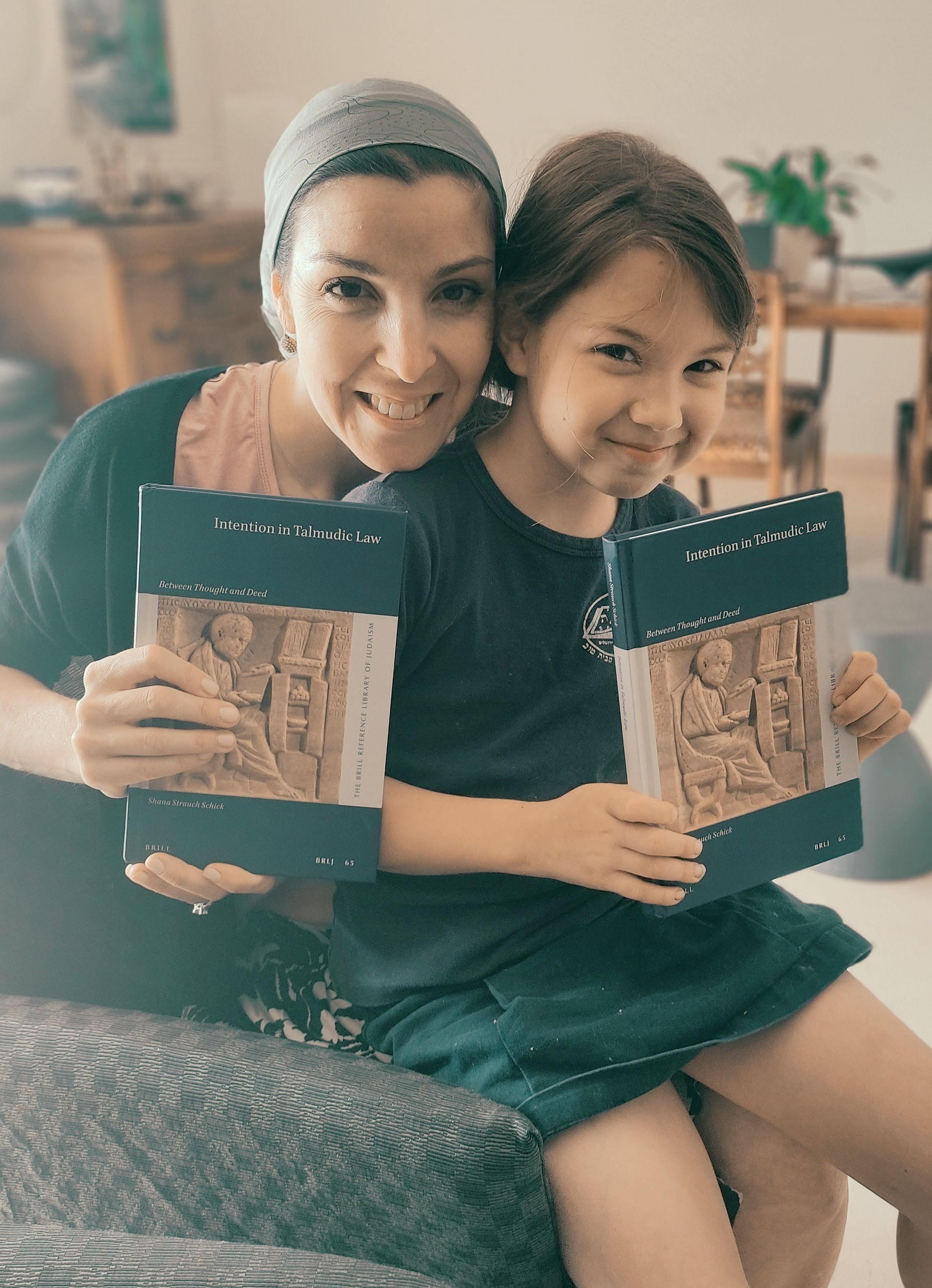 Brill Jewish Studies on Twitter: "* Author Copy * Author Shana Strauch  Schick and her daughter with the first copies of her new book "Intention in  #TalmudicLaw Between Thought and Deed", which