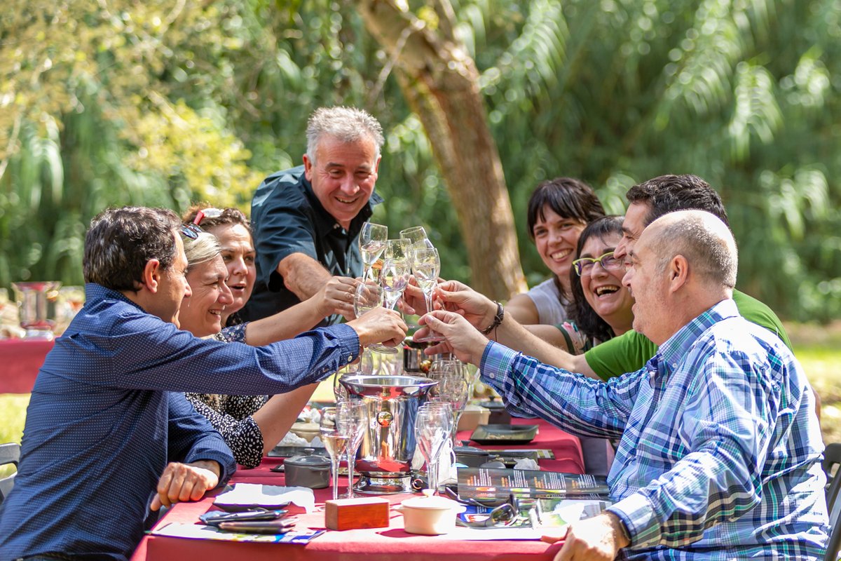 Heu vist tot el que oferim els cellers de l'Anoia en ENOTURISME? Una oferta variada i de qualitat.

Hi ha vegades que l'excel·lència la tenim a tocar!!

cutt.ly/mnJIfro

Salut, vi i cava!