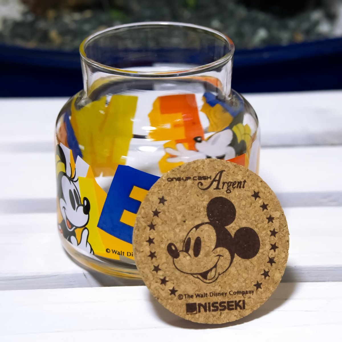 Japaneko_Store's tweet photo. Very cute Walt Disney Mickey and Minnie Mouse glass jar! 🤩https://t.co/hW8LFuOdxx

#disney #mickey #mickeymouse #disneyworld #jar #storage https://t.co/GdZKwiNyRl