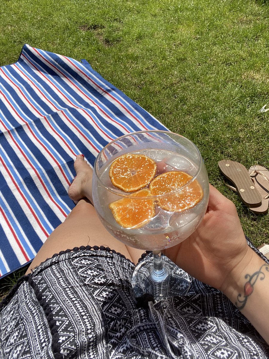 beautybelle627's tweet image. In all fairness to me, I wasn’t going to have gin. It just slipped out. And in. 🤷🏻‍♀️

Be rude not to. @BombaySapphire #bombaygin