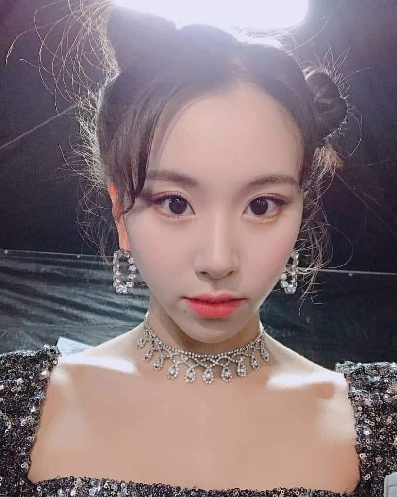 OncesSaTzu's tweet photo. @JYPETWICE_JAPAN Chaeyoung is so beautiful 😍😍
#TWICE #트와이스 #PerfectWorld #PerfectWorldDance #CHAEYOUNG #채영 https://t.co/Dn2dR3Nk8O