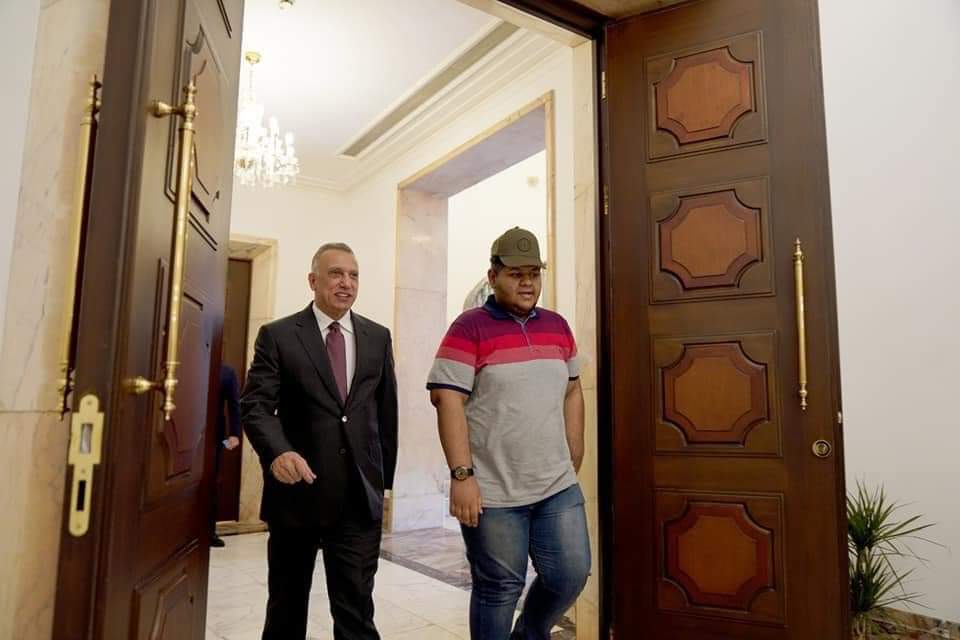 313_hq's tweet photo. استخفاف ب الطلاب مو طبيعي!!!
يعني الاف الطلاب تناشد بحقها صار اشهر وهيه اهم شريحة ب المجتمع رئيس الوزراء ماسمعها ولا اتطرق لموضوعه وواحد نشر فديو مباشرتآ التقة بي ترة شغلة تدوخ العقل والله....!!
#Biden_saved_the_students_iraq
#بايدن_انقذ_طلاب_الجامعات
@MAKadhimi
@nl1khoI8lWK2Aog https://t.co/q7DXHhzSrb