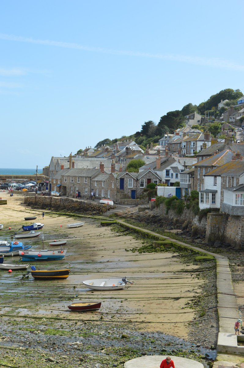 Creative Kernow (@creative_kernow) on Twitter photo VACANCY FOR CULTURAL PRODUCER
<a href="/Creative_Kernow/">Creative Kernow</a> is seeking an experienced producer to coordinate and commission a programme of arts, heritage, and tech in towns across Cornwall from September 2021 to March 2022.
Visit our website for more info:
bit.ly/3zmalLO VACANCY FOR CULTURAL PRODUCER
<a href="/Creative_Kernow/">Creative Kernow</a> is seeking an experienced producer to coordinate and commission a programme of arts, heritage, and tech in towns across Cornwall from September 2021 to March 2022.
Visit our website for more info:
bit.ly/3zmalLO