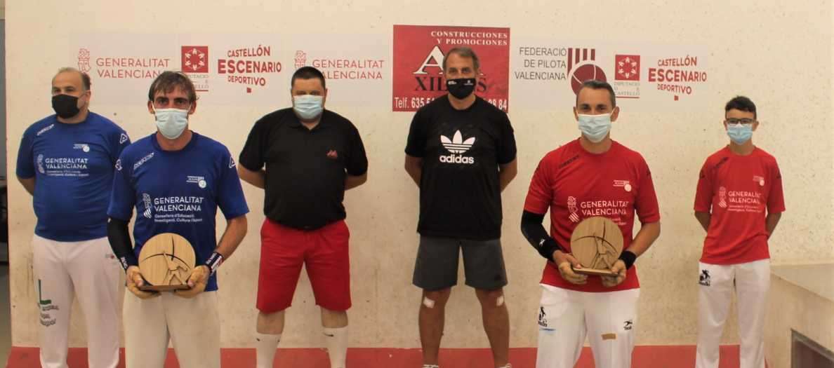 GALOTXA · Boni, Ximo i Pedro, campions de l'Autonòmic Individual en trinquet

👉 fedpival.es/val/noticia/bo…

#pilotamola #galotxa @ajuntaxilxes <a href="/generalitat/">Generalitat</a>
