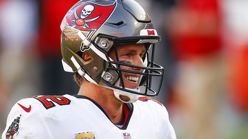 Tom Brady on teams that passed on him during free agency: "I think what you realize is that there's not as many smart people as you think"

nfl.com/news/tom-brady…