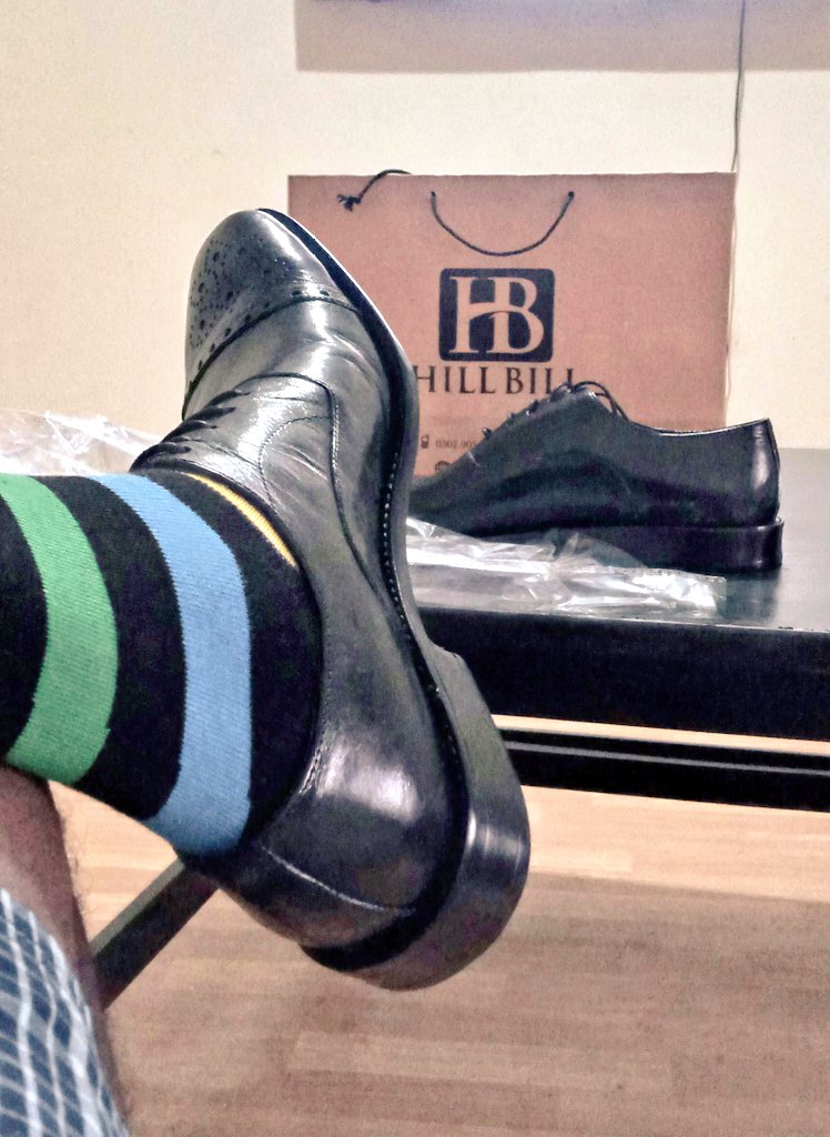 ClicksPyro's tweet image. @HillBill_Shoes ordered and delivered
#HBShoes
#WearGh