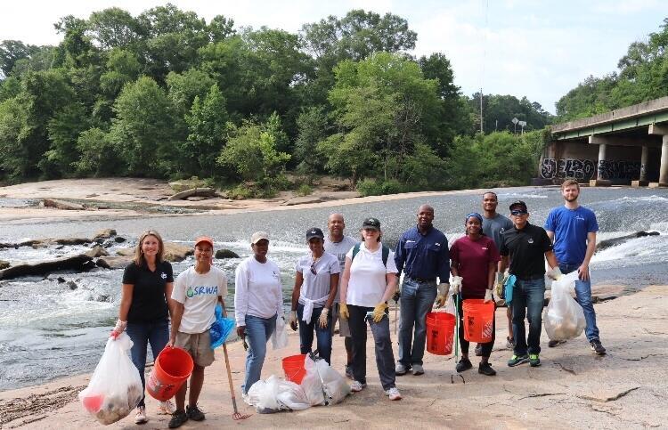 GeorgiaPower's tweet image. Volunteers from Citizens of Georgia Power’s Metro East Chapter cleaned up the river starting at Panola Shoals Trailhead in Stonecrest. Volunteers removed over 240lbs of trash leaving the river along the trailhead cleaner than when they found it. #WeHelpBecauseItsHome