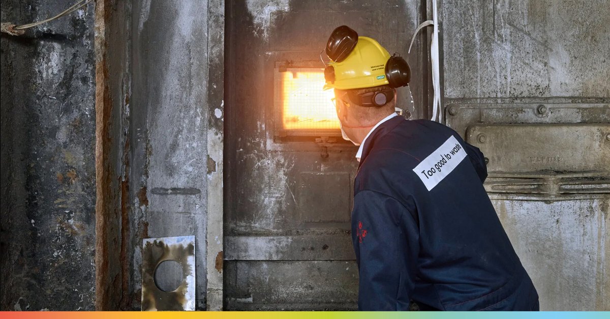 De komende jaren worden de eerste 2.300 woningen en andere panden in Rotterdam-West aangesloten op stadsverwarming van energieleverancier <a href="/Eneco/">Eneco</a>. AVR Rozenburg levert deze stadswarmte door energie uit restafval te halen. Lees hier meer over: ow.ly/ZNCc50FBct0