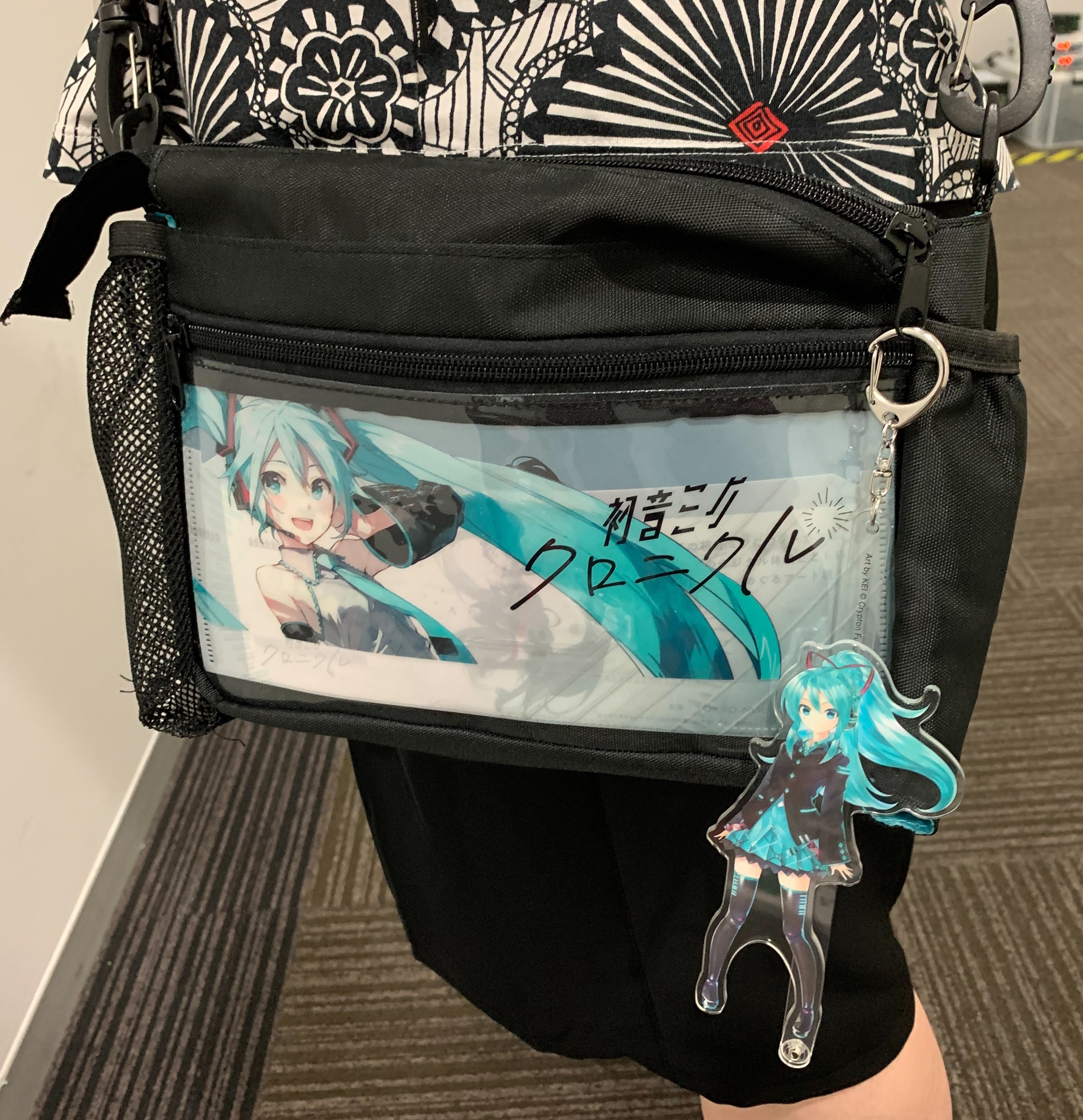 初音ミク 公式 в X: „【初音ミク・クロニクル】会場で買える