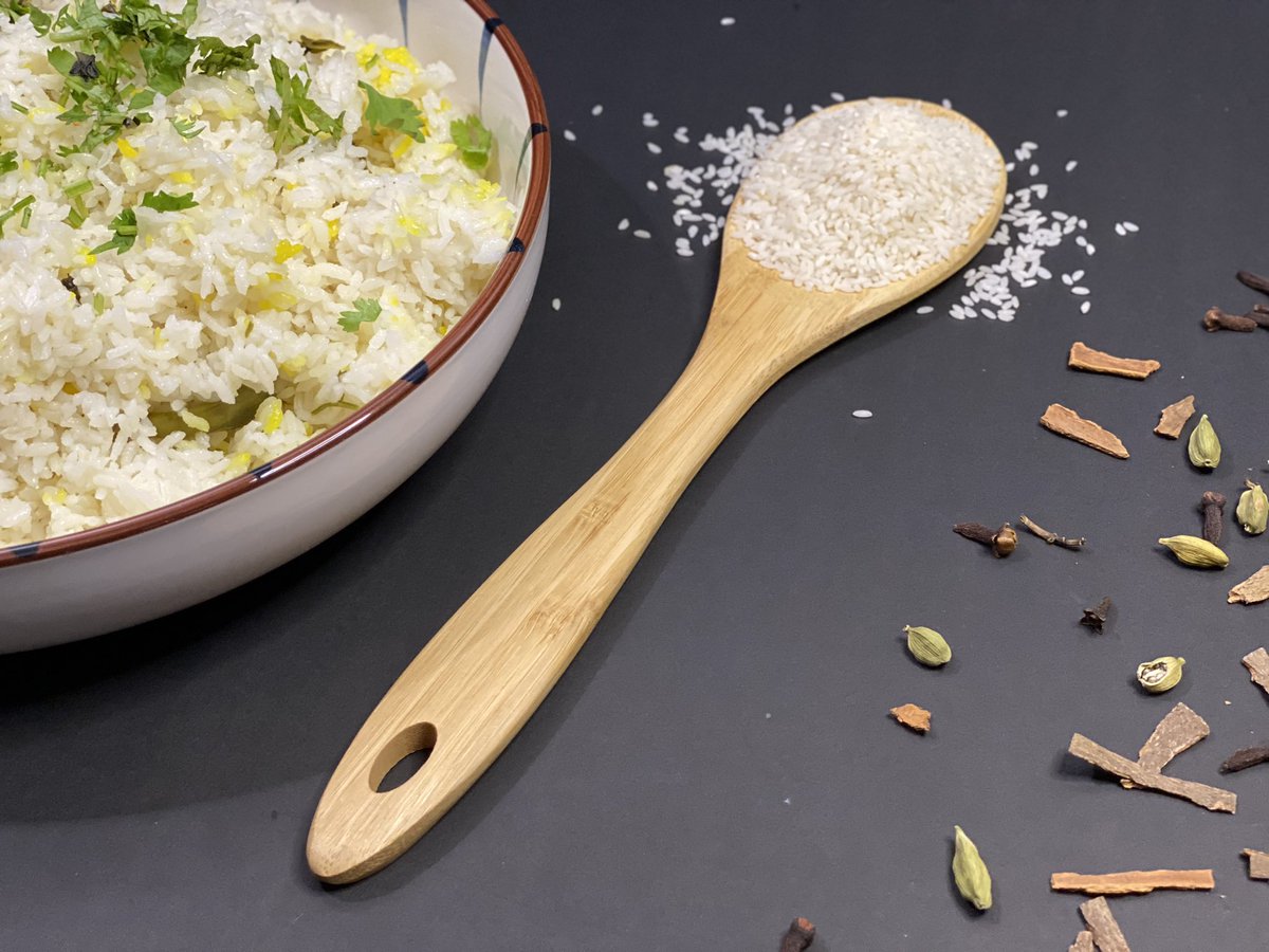 asiskitchen's tweet photo. Watch on YouTube 

GHEE RICE | NEI SORU | PULAO RICE | நெய் சோரு 
https://t.co/BQgo3gugqc
#gheerice #foodphotography #neisoru #pulaorecipe #rice #ricerecipes #food #Indian https://t.co/NvVYrKHPrp