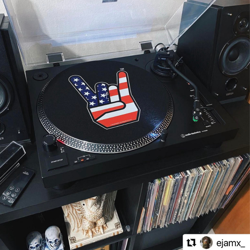 USAudioTechnica's tweet photo. #FanPhotoFriday: ▶️ NOW SPINNING ▶️ Thanks for sharing our AT-#LP120XUSB #turntable, Instagram user @ejamx_! https://t.co/phiYi2WQh6 #AudioTechnica https://t.co/4cker0PStT