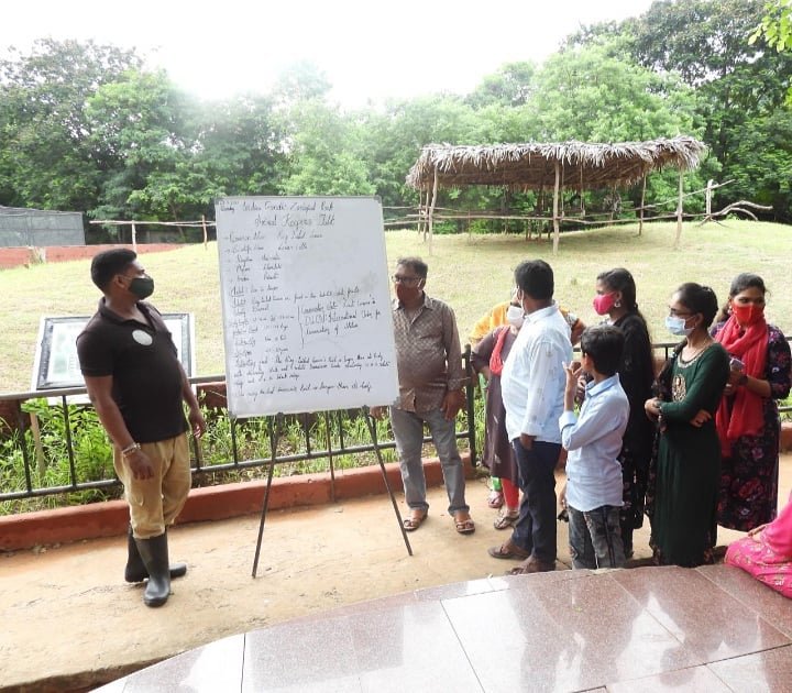 vizagzoo_igzp's tweet photo. During Animal keeper's talk visitors have an opportunity to learn more about Ring Tailed lemur. 
#keepertalk
#ringtailedlemur
@CZA_Delhi 
@moefcc 
@NandaniSalaria https://t.co/cLCqkptPHV