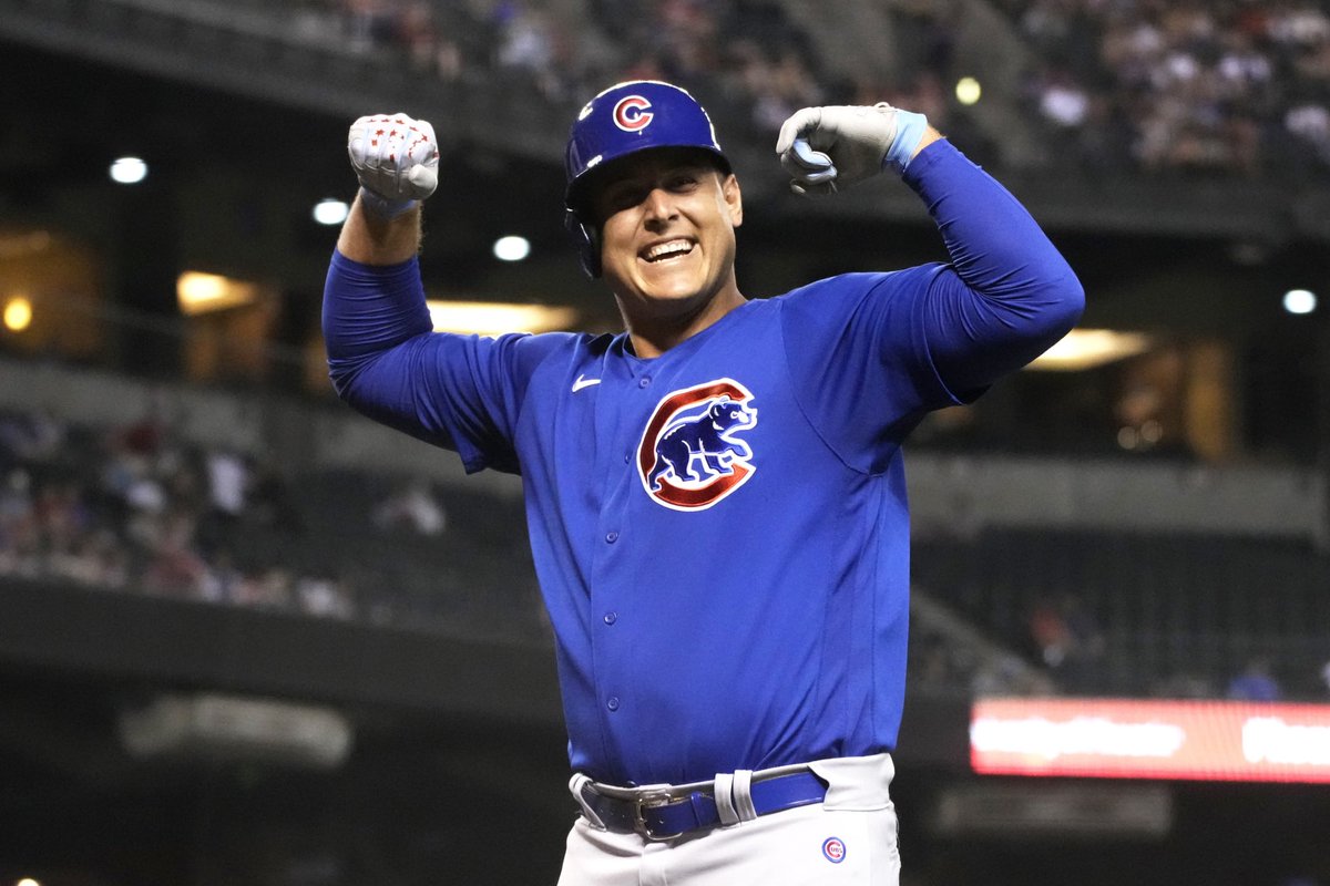 CubsZone's tweet photo. RT if you love &amp; appreciate Anthony Rizzo. ❤️ https://t.co/mT3rVB6WnX