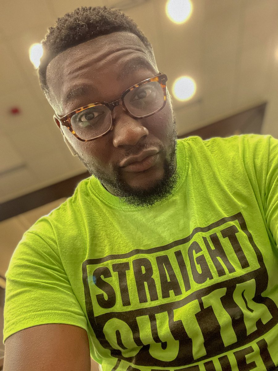 MrWoosahh101's tweet image. selfie. 🖤 #teamdarkskin