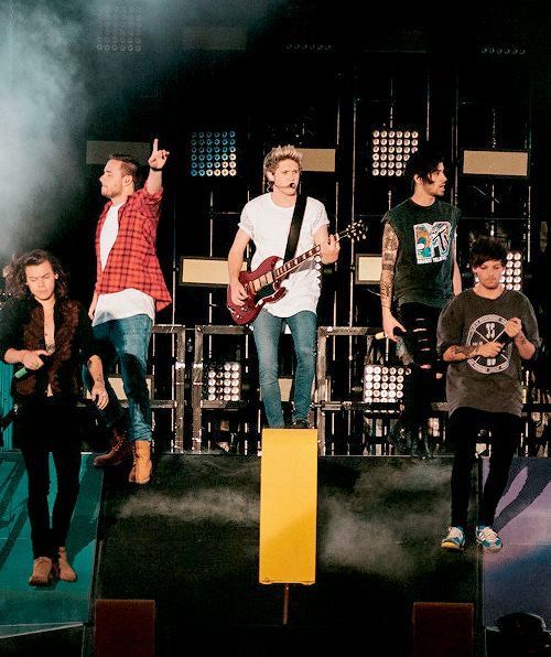 rach ×͜× tweet media