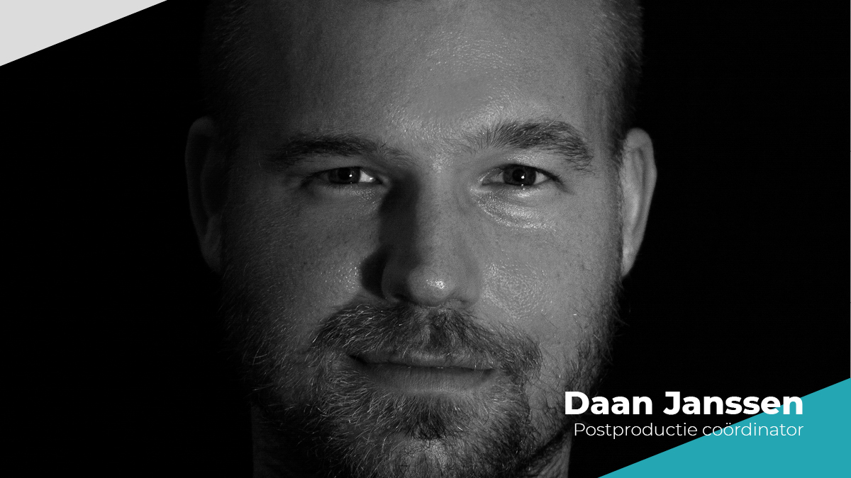 Daan Janssen is Postproductie coördinator en één van leden van De Coproducent. “De postproductie is de mooiste fase van het maken. Alle puntjes op de i, alle puzzelstukjes vallen op hun plek. Als het goed is.”  #decoproducentleden #freelancers #postproductie