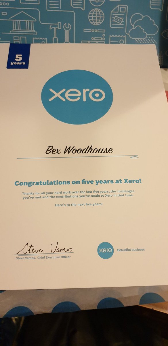 QueerlyKiwi's tweet photo. How awesome is this? Present from @Xero celebrating five years! #lovemyjob #dobeautifulwork https://t.co/ezwpL6azhN