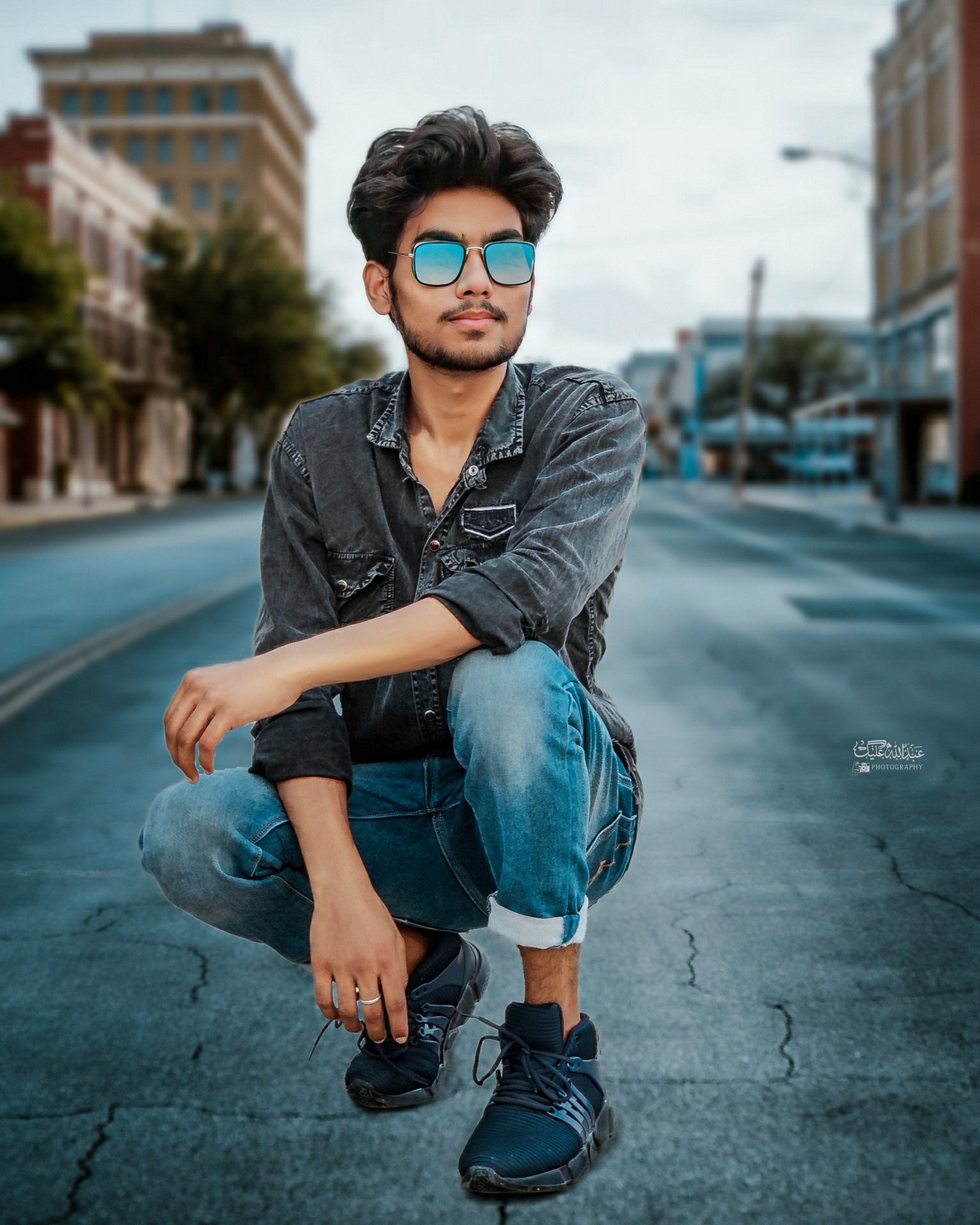 𝐃 𝐄 𝐄 𝐏 𝐀 𝐊 𝐉 𝐎 𝐒 𝐇 𝐈 on Instagram: “I don't have an attitude!  …Just a personality that you c… | Mens photoshoot poses, Photoshoot pose boy,  New