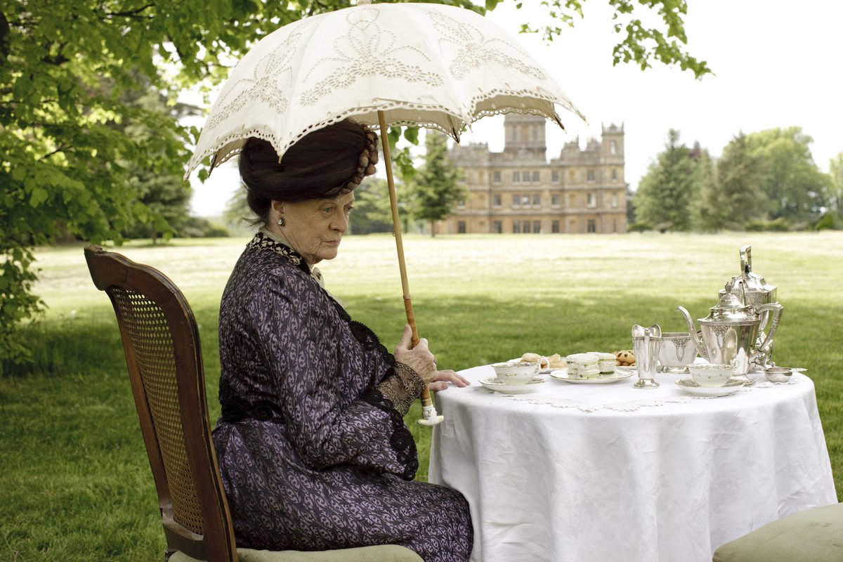 NetflixUK's tweet photo. Seasons 1-6 of Downton Abbey come to Netflix UK/IE on 15 August. https://t.co/28an17Gdv5
