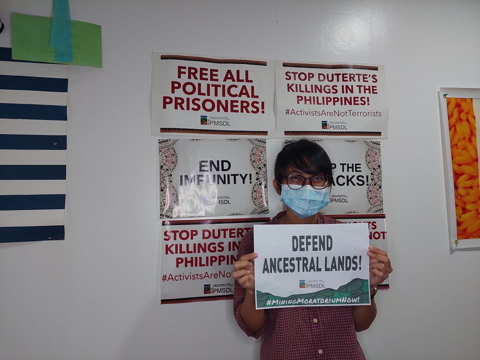 ipmsdl_'s tweet photo. IPMSDL joins the Global Day against Mining to call for a #MiningMoratoriumNow! We choose land, life, and environment a hundred times over the 100 new mines that the mining executive order by Philippine's President Duterte will bring in. #YesToLifeNoToMining https://t.co/z6UbleAfol