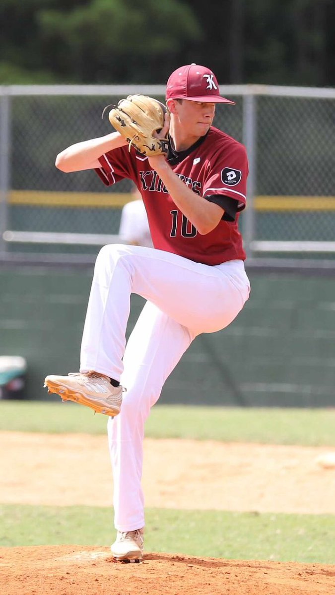 KnightsSills's tweet photo. Happy 21st birthday today to former Knight and current @BisonBaseball pitcher @TSills10. Early celebration last night as he got the win for @fullcountrhythm with 4IP 1H 0R 0BB 3K in @OVLBaseball summer league play. Great job T!! #RepTheK https://t.co/WfOo615AUp