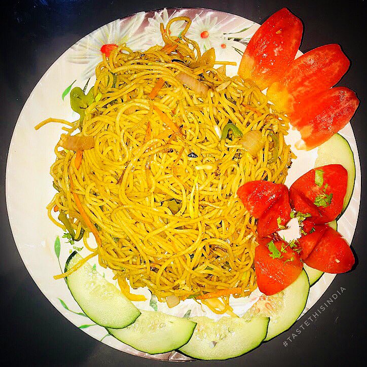 tastethisindia's tweet photo. Veg Noodles 

Follow us for more yummy updates 

#noodles #vegnoodles #indianfoodbuff #tastethisindia #yummytalesofficial #foodblogger #foodislife #foodie https://t.co/UXG8WpWCGk