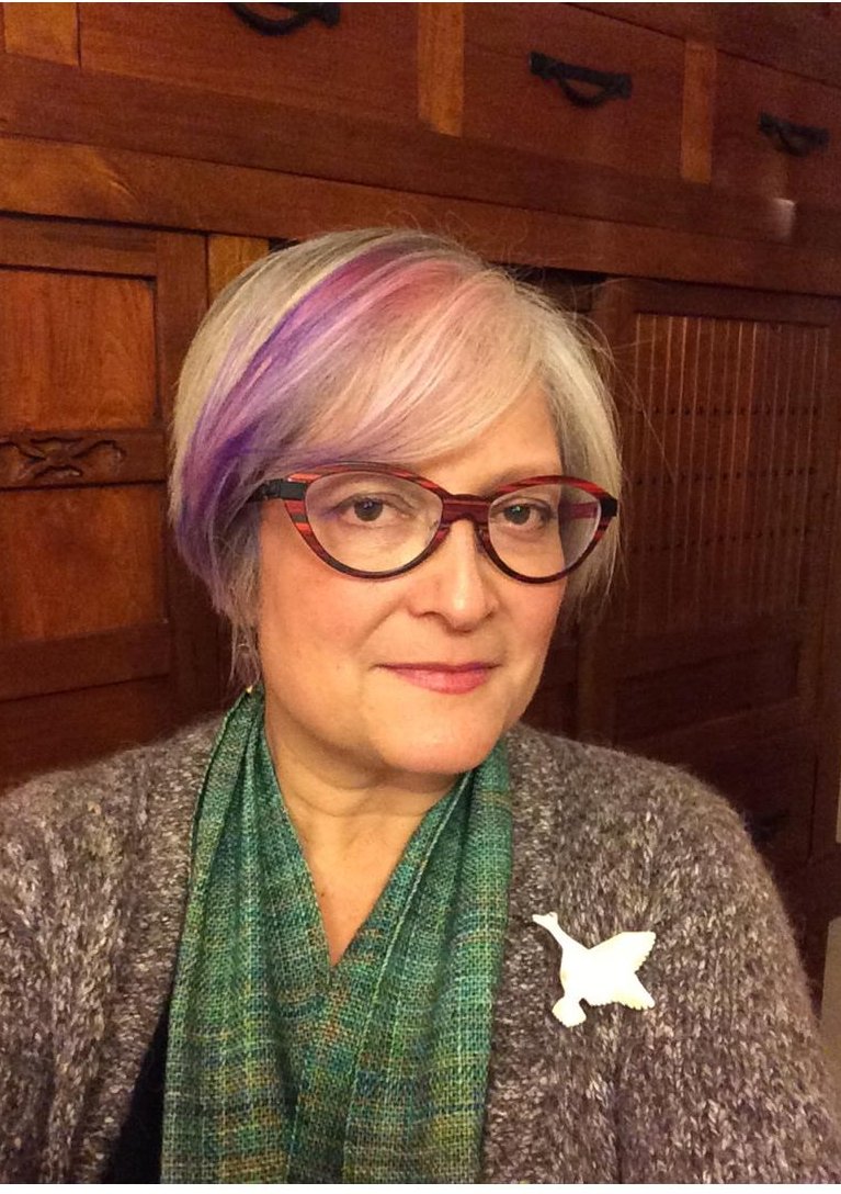 YUResearch's tweet photo. "I contacted eight Zoom guest lecturers to help me to create a course that is nothing short of ground-breaking." @YorkUScience biology Prof @dawnbazely recaps her experience delivering Canada's first virtual field course https://t.co/5Sc7ySzNWE | #YUResearch https://t.co/YNUQiJJP0i
