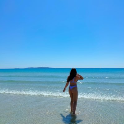Rebeca17_'s tweet photo. Cóctel de endorfina, serotonina, dopamina y oxitocina 🥲🌊 #NewProfilePic https://t.co/81OtCsFnEZ