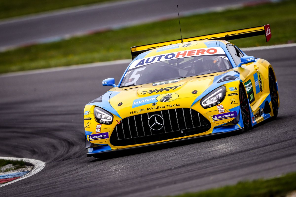 hauptracingteam's tweet photo. Our two @mercedesamg GT3s are eager to hit the track once again #Lausitzring
#bilstein #bwt #autobild #hauptracingteam #hrt #motorsport #pagidracing #ravenol #eibach #petec #team #Lausitzring #DTM #sonic #nuconcept #AutoArenA #lesmousquetaires #Rapa #cptech https://t.co/juiDMaqkOb