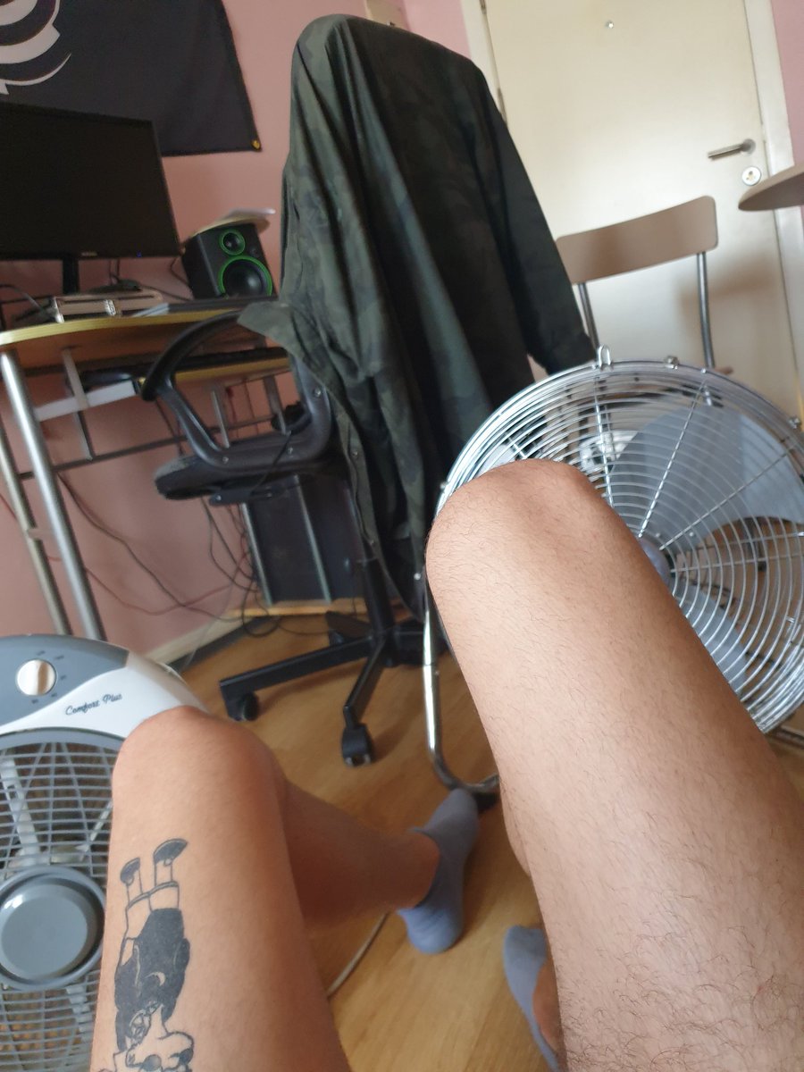 svspectdnb's tweet photo. i love my fans https://t.co/2WIU8JAY4L