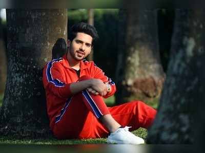 Wishing a very happy birthday   to The king of romance armaan malik     
