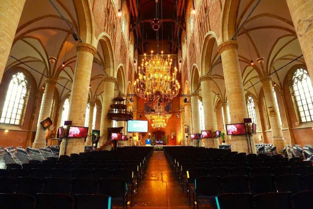 John Robinson, pastor to the Pilgrims, died in #Leiden before he was able to travel to America to join those who had boarded the #Mayflower. He has a memorial plaque attached to St Pieterskerk Church in the Dutch city.

Discover more: bit.ly/2Z1imH5