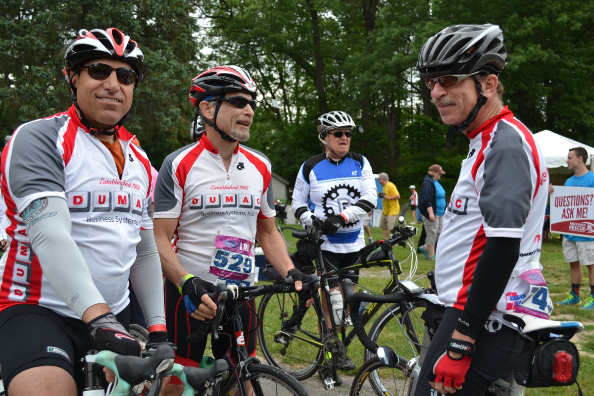 #throwbackthursday to our Ride and Run 2015! In just a few short weeks we will be together once again! Join us on July 31st and help us in our efforts to put #loveintoaction! #rideandrun21 For Ride and Run 2021 registration, please visit: rescuemission.akaraisin.com/ui/RideRun21