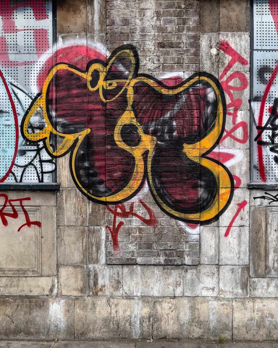 morgantbphotog's tweet photo. #graffitiart #graffiti #graff #graffititags #graffitiporn #instagraffiti #graffitistyle #photography #instagraff #graffitiworld #londongraffiti #graffiti_art #graffitiphotography #graffitiwall #graffitigram #graffititag #graffitiletters #graffwall #graffitibombing #realgraff https://t.co/AYidNTGS2q