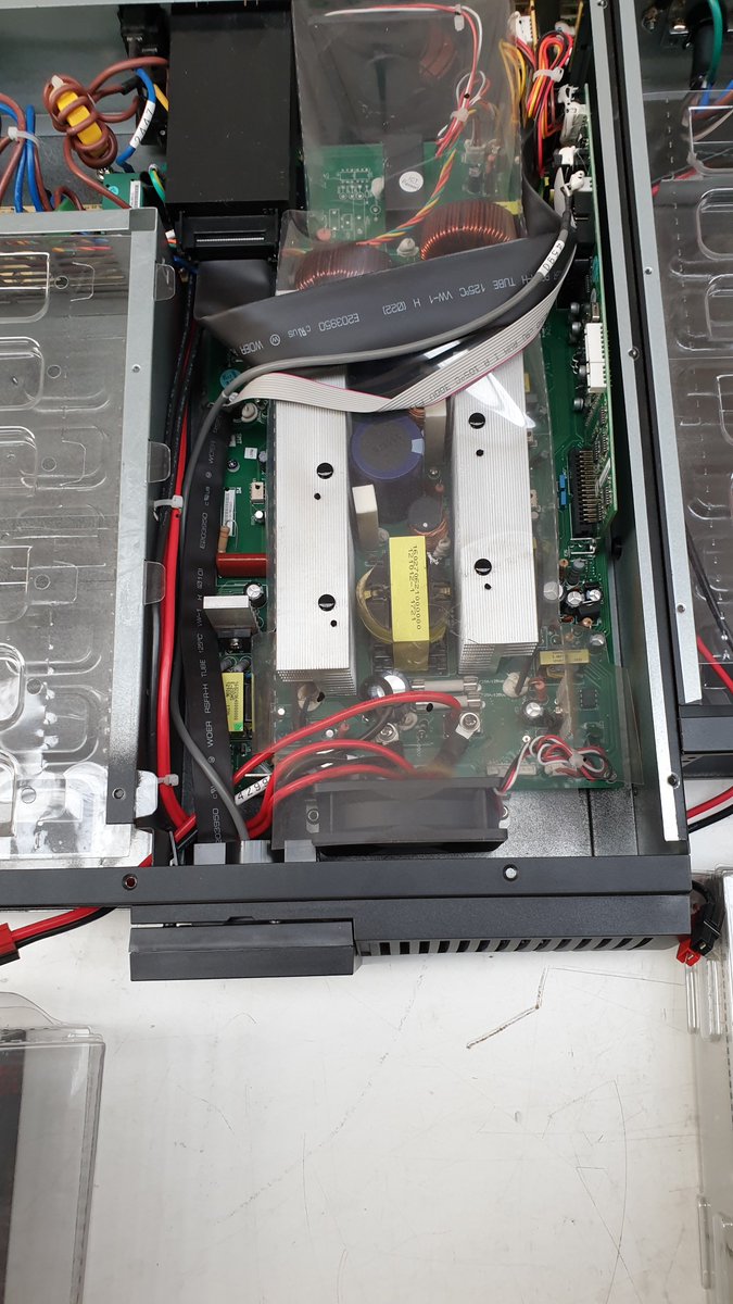 Cetronic_Power's tweet photo. Replacing the main Power circuit board on this 1500VA UPS. System now working correctly. https://t.co/vOvk4hgkvo